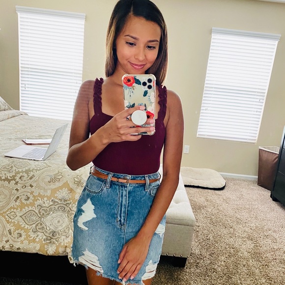 Meet your Posher, Alexis - Picture 2 of 8